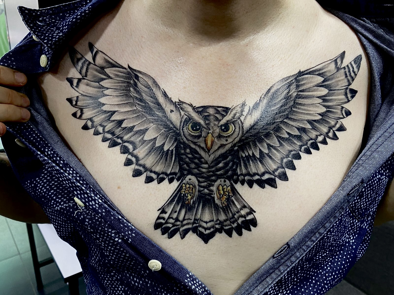 Black and Grey, Eagle, Realistic, Chest Tattoo. We have highly skilled tattoo artists at Lethal Ink Tattoo in Pattaya. We are known for Japanese, Chicano, Realistic, New School, Old School, Neo Thai, Blackwork, and Bamboo Tattooing. Black and Grey, Eagle, Realistic, Chest Tattoo, Lethal Ink, Pattaya, 2024