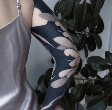 Japanese, Blackwork, Full Back Tattoo by Alek. She is a highly skilled tattoo artist at Lethal Ink Tattoo in Pattaya. She is celebrated for her expertise in Japanese, BlackWork, and Abstract styles. Alek, Japanese Blackwork Tattoo, Lethal Ink, Pattaya, 2024