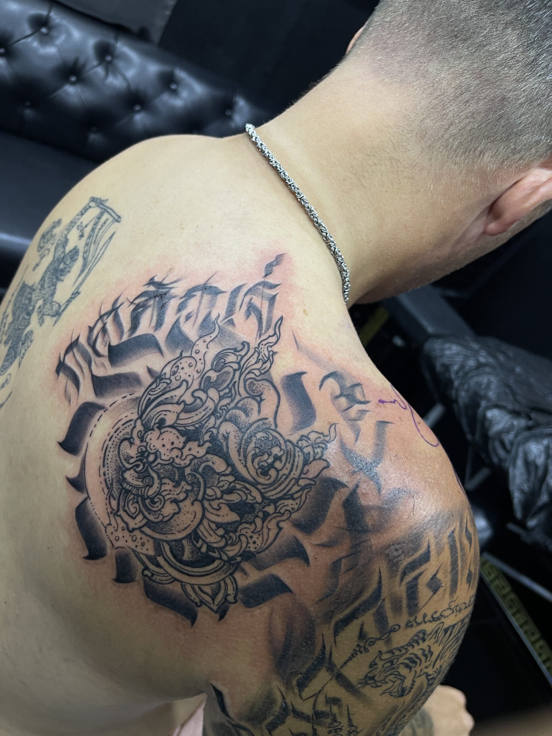 Black and Grey, Japanese, Back Tattoo. We have highly skilled tattoo artists at Lethal Ink Tattoo in Pattaya. We are known for Japanese, Chicano, Realistic, New School, Old School, Neo Thai, Blackwork, and Bamboo Tattooing. Black and Grey, Japanese, Back Tattoo, Lethal Ink, Pattaya, 2024