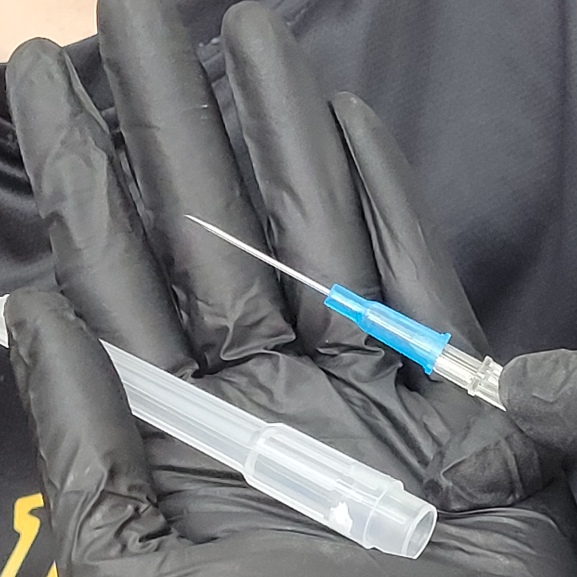 body-piercing-pattaya-single-use-needles-lethal-ink-tattoo-studio