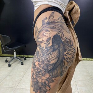 Japanese, Blackwork, Koi Fish, thigh Tattoo by Alek. She is a highly skilled tattoo artist at Lethal Ink Tattoo in Pattaya. She is celebrated for her expertise in Japanese, BlackWork, and Abstract styles. Alek, Japanese, Blackwork, Koi Fish, thigh Tattoo, Lethal Ink, Pattaya, 2024